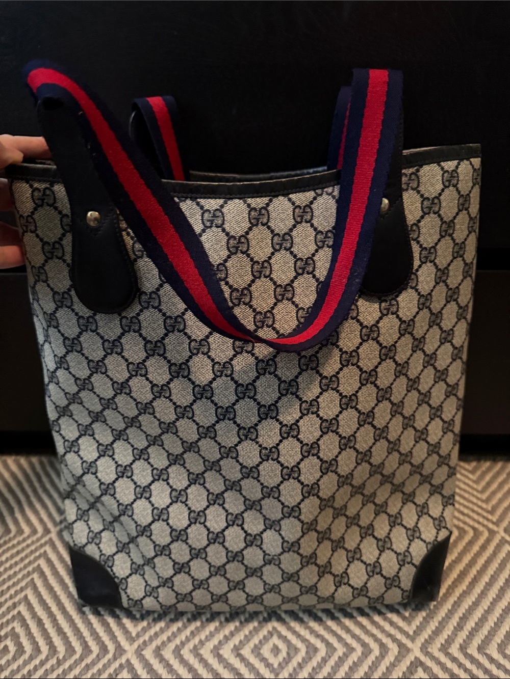 Gucci Beige & Navy GG Canvas Tote with Red and Blue Web Strap - Picture 4 of 11